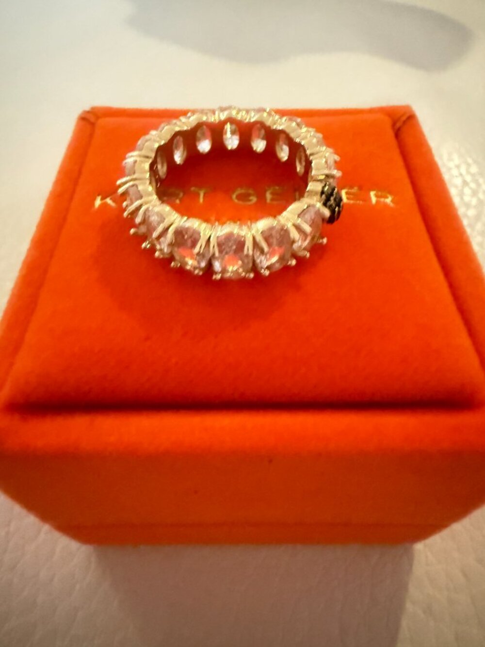 New in box Kurt Geiger Eagle Clear And Gold Eternity Ring Size 7 - Picture 4 of 7